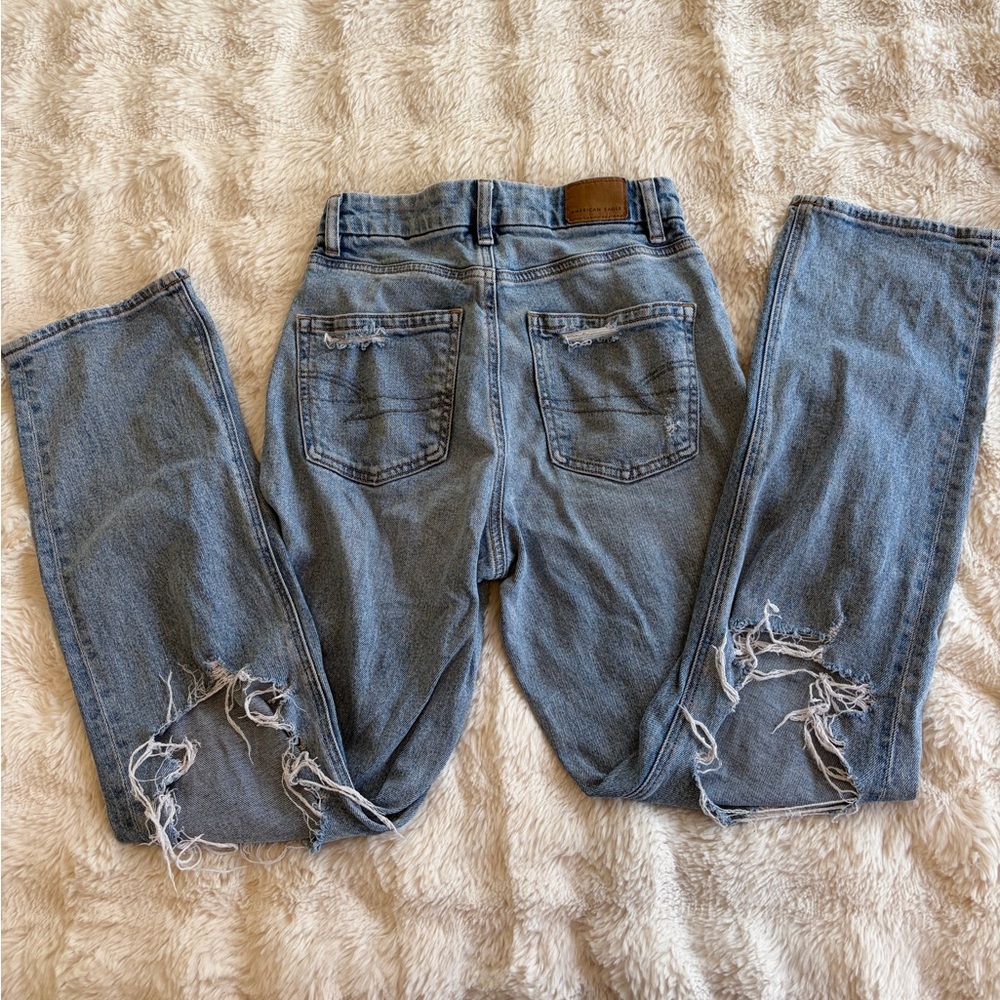 American Eagle Ripped Jeans Size 00